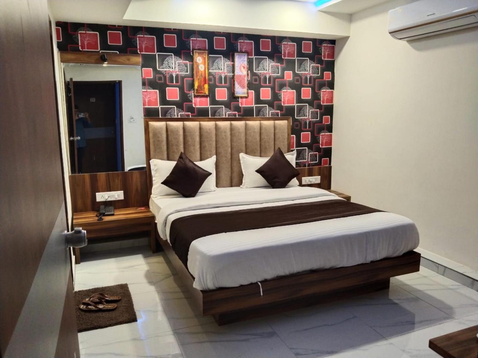 Hotel Sun Shine Ahmedabad Exterior foto